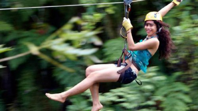 ジップライン・ツアー