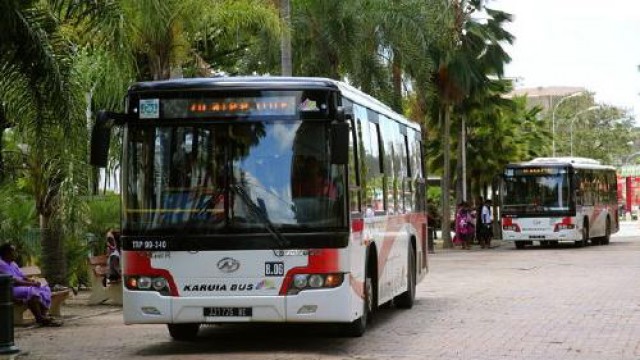 ヌメア市内路線バスクーポン