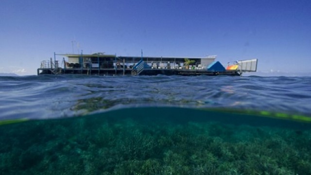 大人気！ポンツーン日帰りツアー