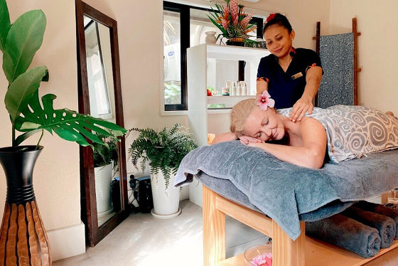 パシフィックラウンジ(ネイル＆スパ） / Pacific Lounge Nails & Spa