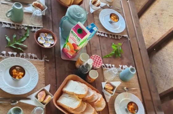 ダイニング/ Dining