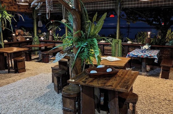 Restaurant / レストラン